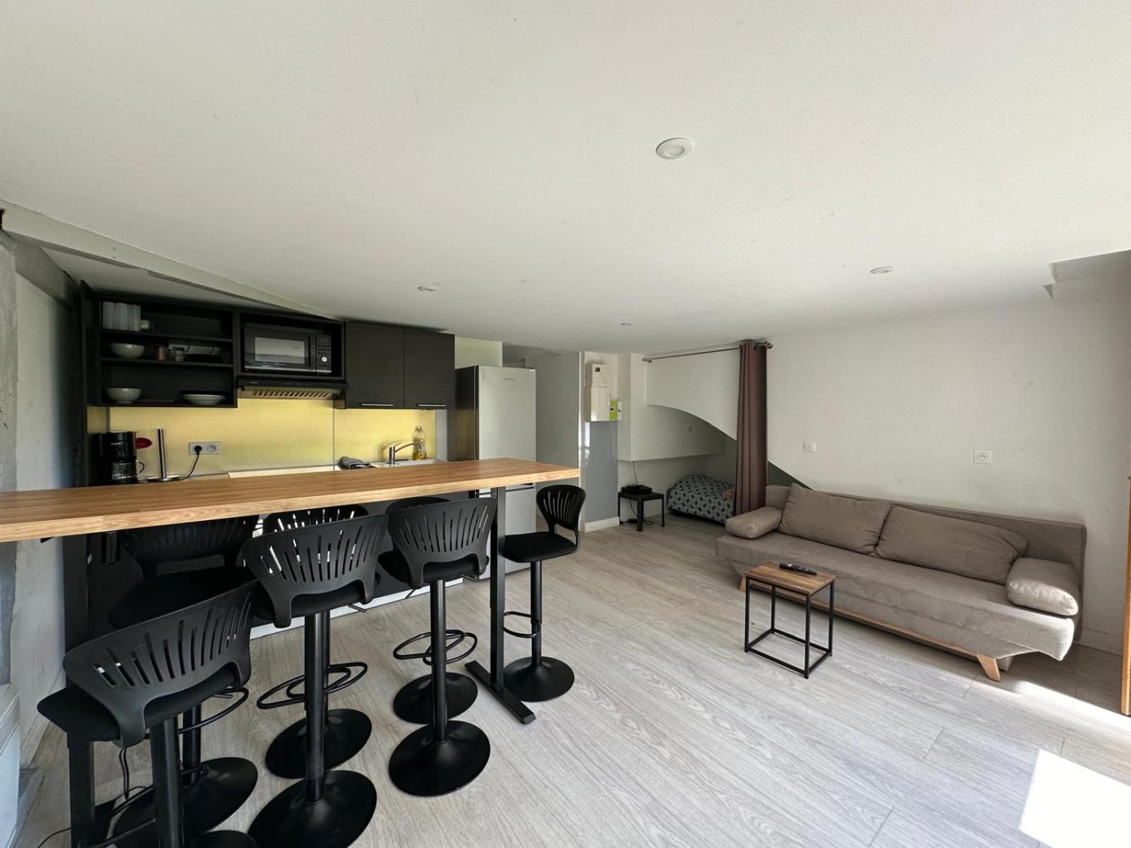 Apartment Viens Dans Mon Beau Jardin ! 012 *
